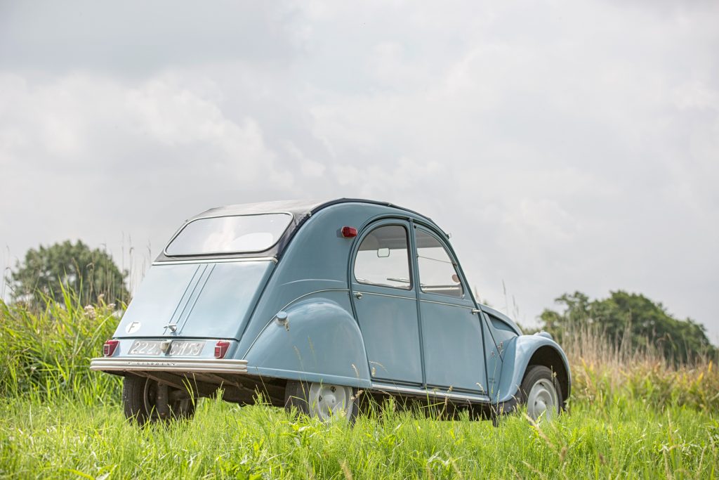 2cvgarage_2cv-AZ-ENAC_Bleu-Monte-Carlo_1963-5633-1024x683.jpg