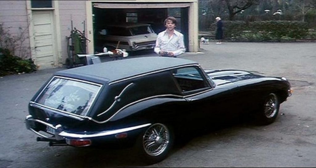 corbillard-jaguar-type-e-1024x546.jpg